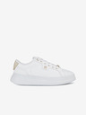 Tommy Hilfiger Pointy Court Sneaker Hardware Superge