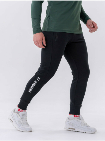Nebbia Ozke trenirke z žepi na zadrgo "Re-gain" 320 Black